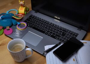 40代のホルモンバランスが口臭に与える影響とは？