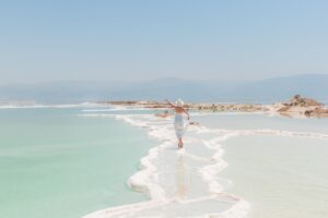 女性の口臭が気になる時の効果的な対策は？